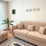 Comfort Tirana-by Terrace Apartamento