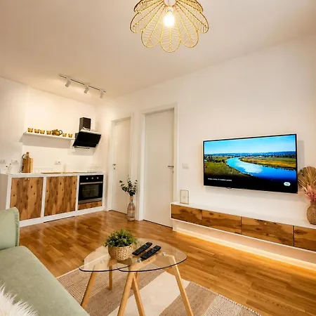 Comfort Tirana-by Terrace Apartman *