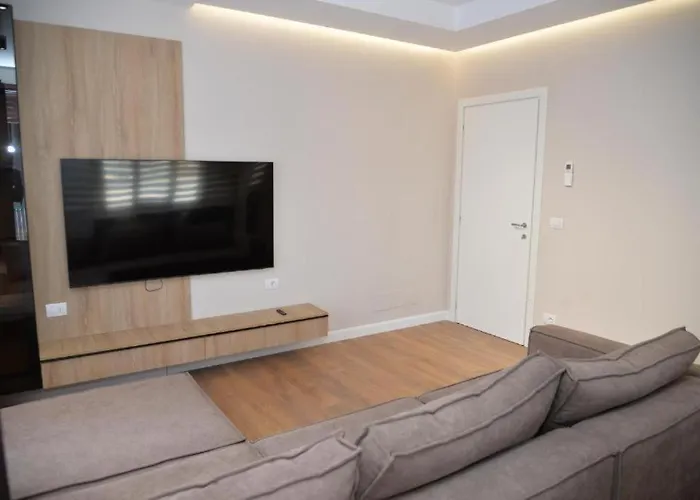 Comfort Tirana-by Terrace Апартаменты *