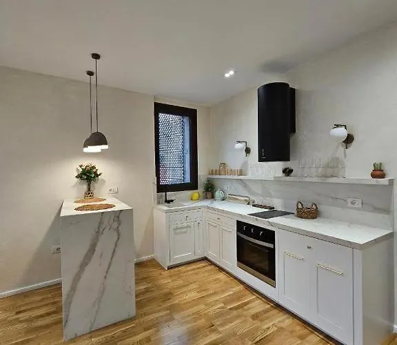 Comfort Tirana-by Terrace Апартаменты