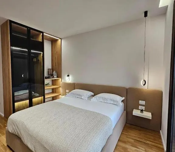 Comfort Tirana-by Terrace * Тирана